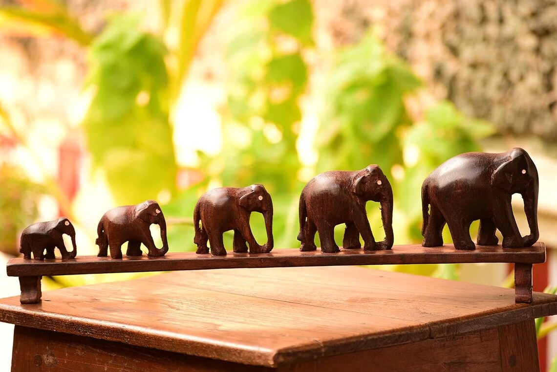 Elephants on Bridge Figurine - (5 Elephants) thumbnail 4