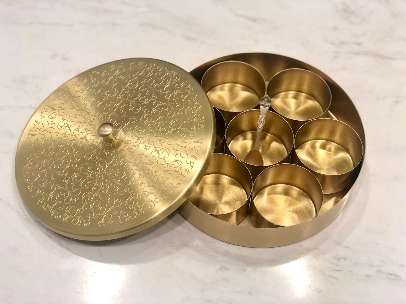 Masala Box Brass Round thumbnail 3